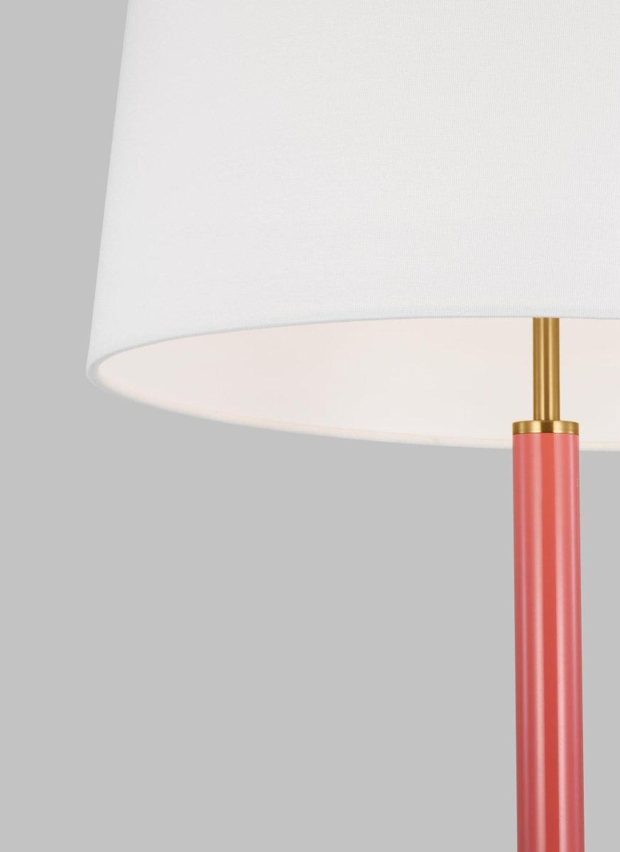 Lampe de table Monroe - Laiton brûlé et corail by Visual Comfort Studio | Luminaires & cie