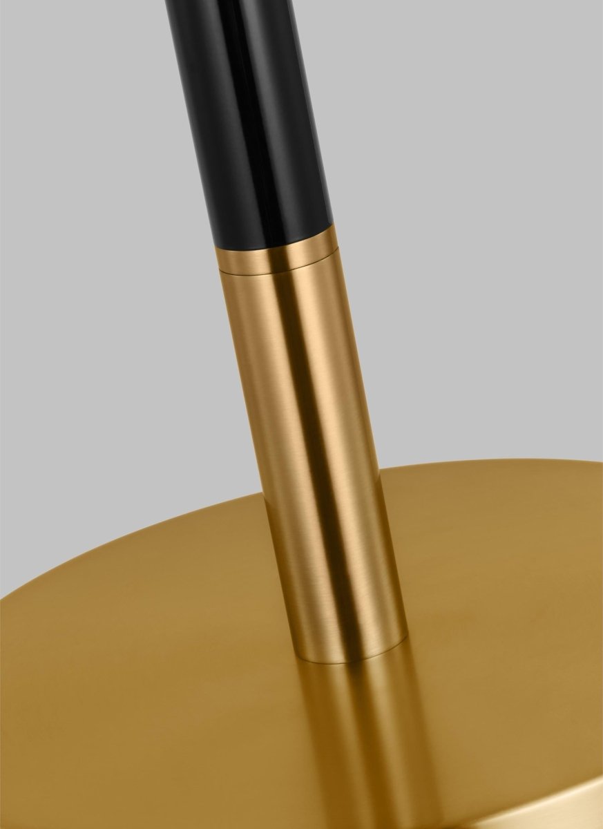 Lampe de table Monroe - Laiton brûlé et noir by Visual Comfort Studio | Luminaires & cie