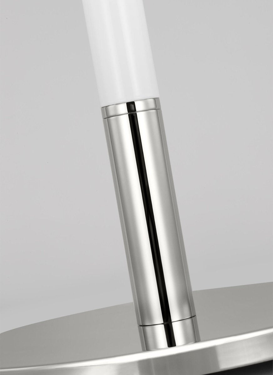 Lampe de table Monroe - Nickel poli by Visual Comfort Studio | Luminaires & cie
