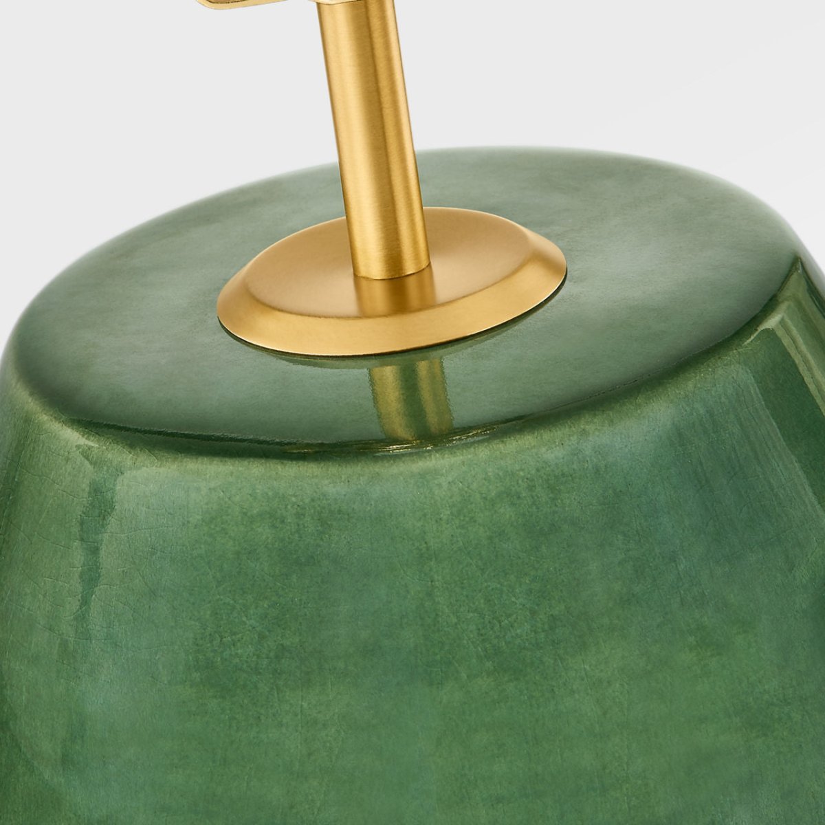 Lampe de table Nell - Vert by Visual Comfort Studio | Luminaires & cie
