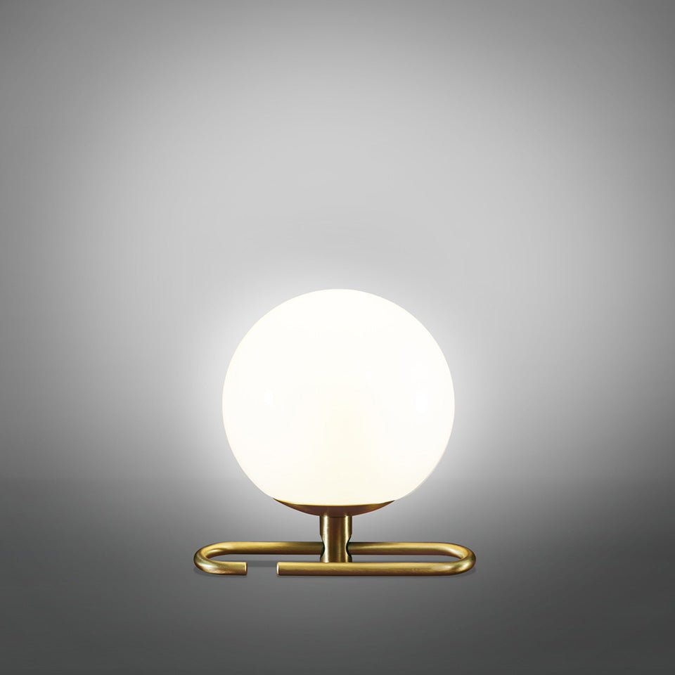 Lampe de table nh1217 - by Artemide | Luminaires & cie