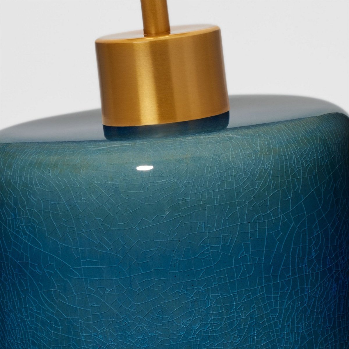 Lampe de table Shanghai - Gris nacré by Visual Comfort Studio | Luminaires & cie