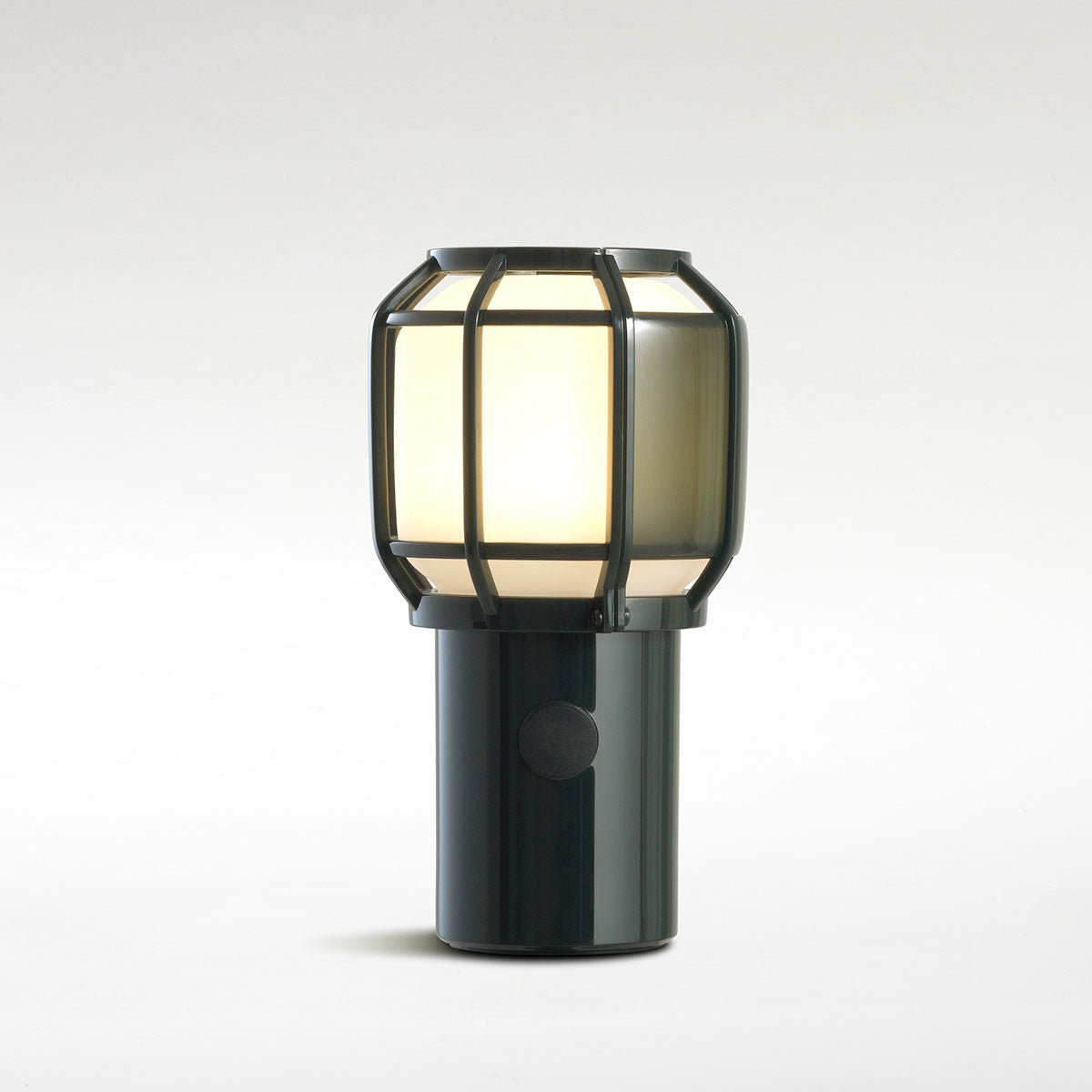 Lampe portable Chispa - Vert by Marset | Luminaires & cie