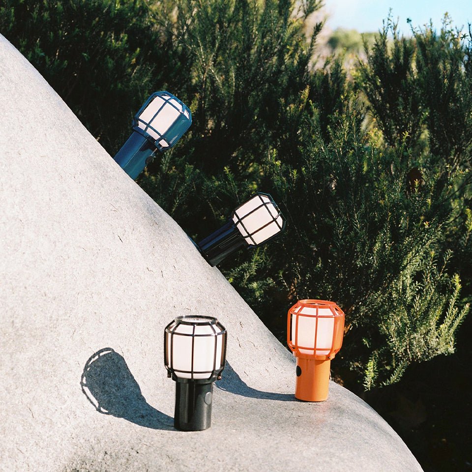 Lampe portable Chispa - Orange by Marset | Luminaires & cie