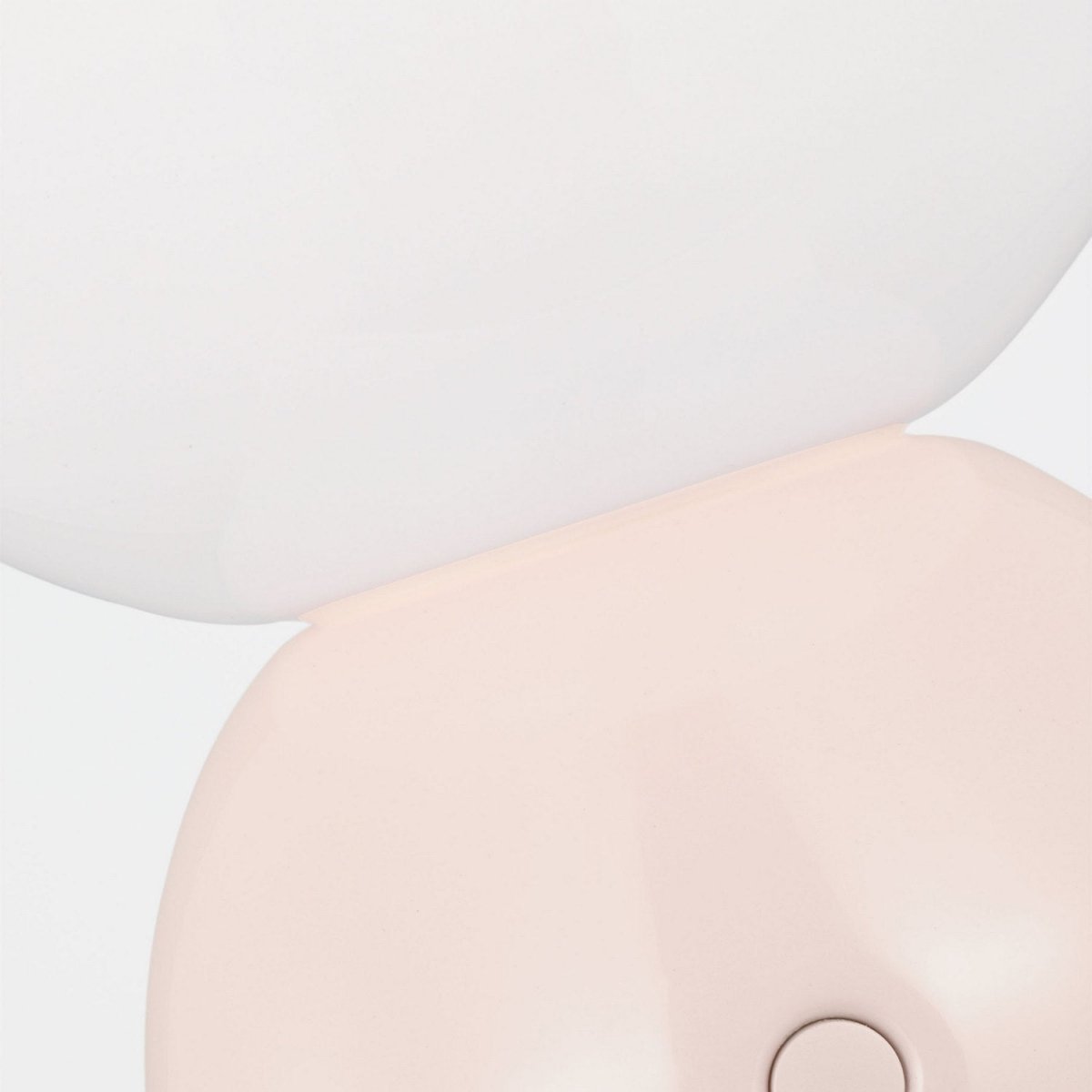 Lampe portable Suki - Bleu marine by Visual Comfort Studio | Luminaires & cie