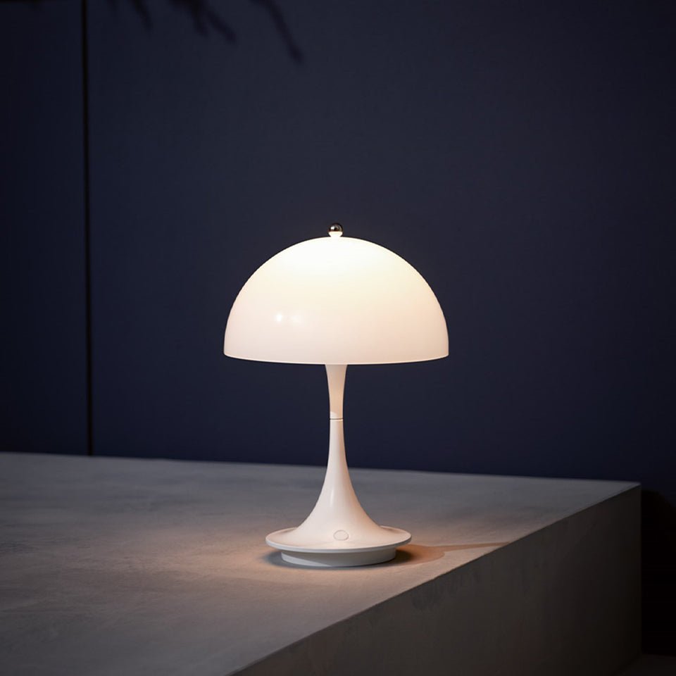 Lampe Portative Panthella - by Louis Poulsen | Luminaires & cie