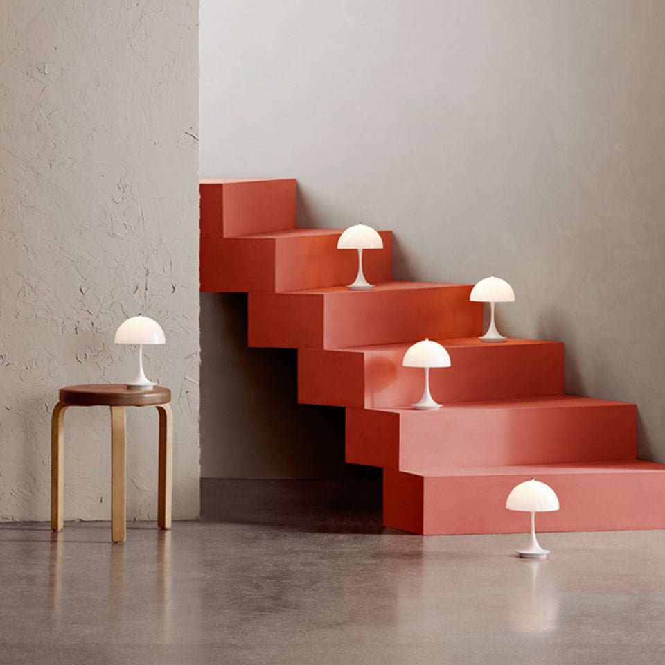 Lampe Portative Panthella - by Louis Poulsen | Luminaires & cie