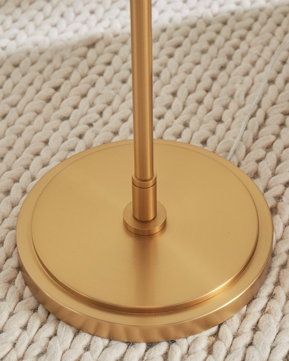 Lampe sur pied Beckham Classic - 12" by Visual Comfort Studio | Luminaires & cie