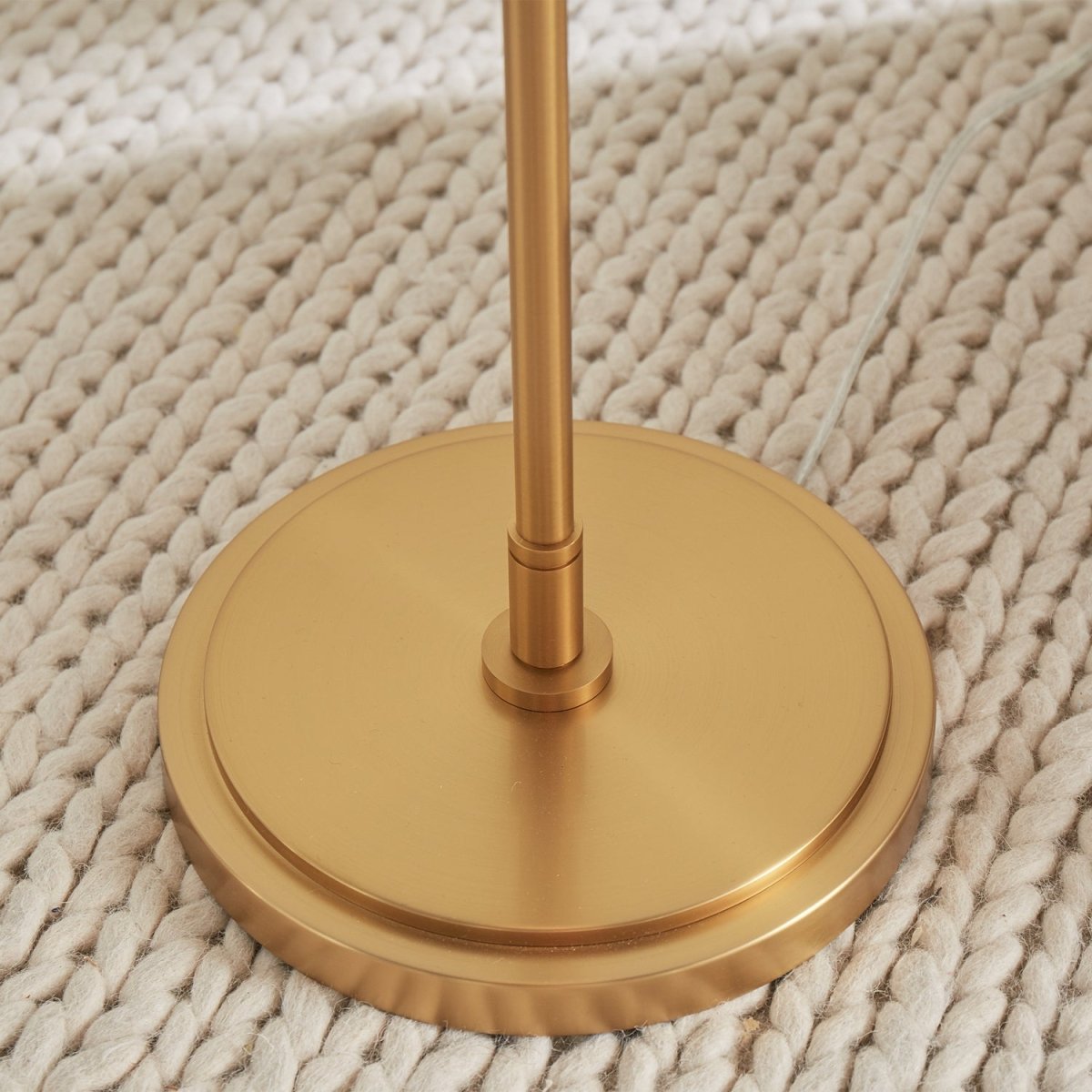 Lampe sur pied Beckham Classic - by Visual Comfort Studio | Luminaires & cie