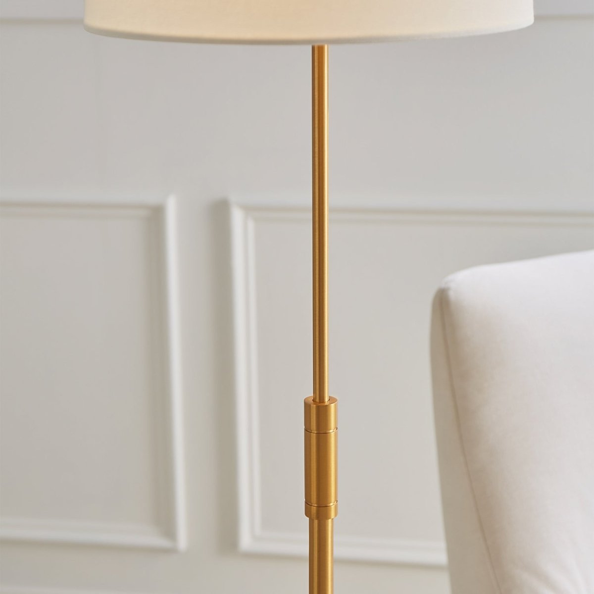 Lampe sur pied Beckham Classic - by Visual Comfort Studio | Luminaires & cie