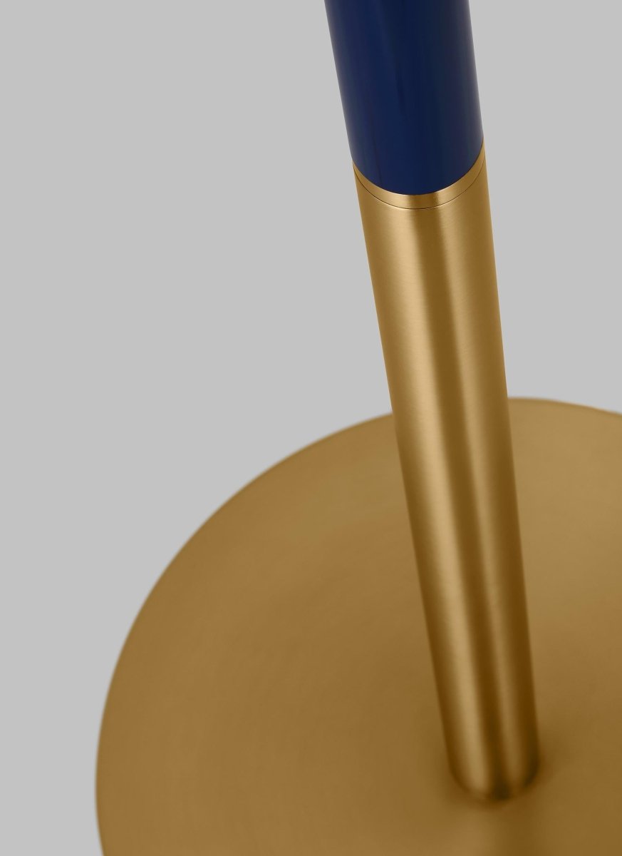 Lampe sur pied Monroe - Nickel poli et Blanc brillant by Visual Comfort Studio | Luminaires & cie