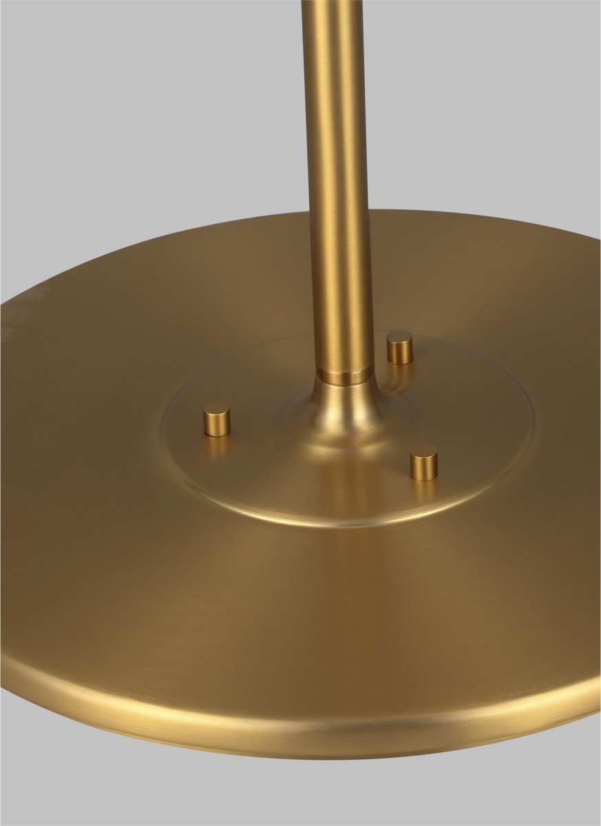 Lampe sur pied Signoret - by Visual Comfort Studio | Luminaires & cie
