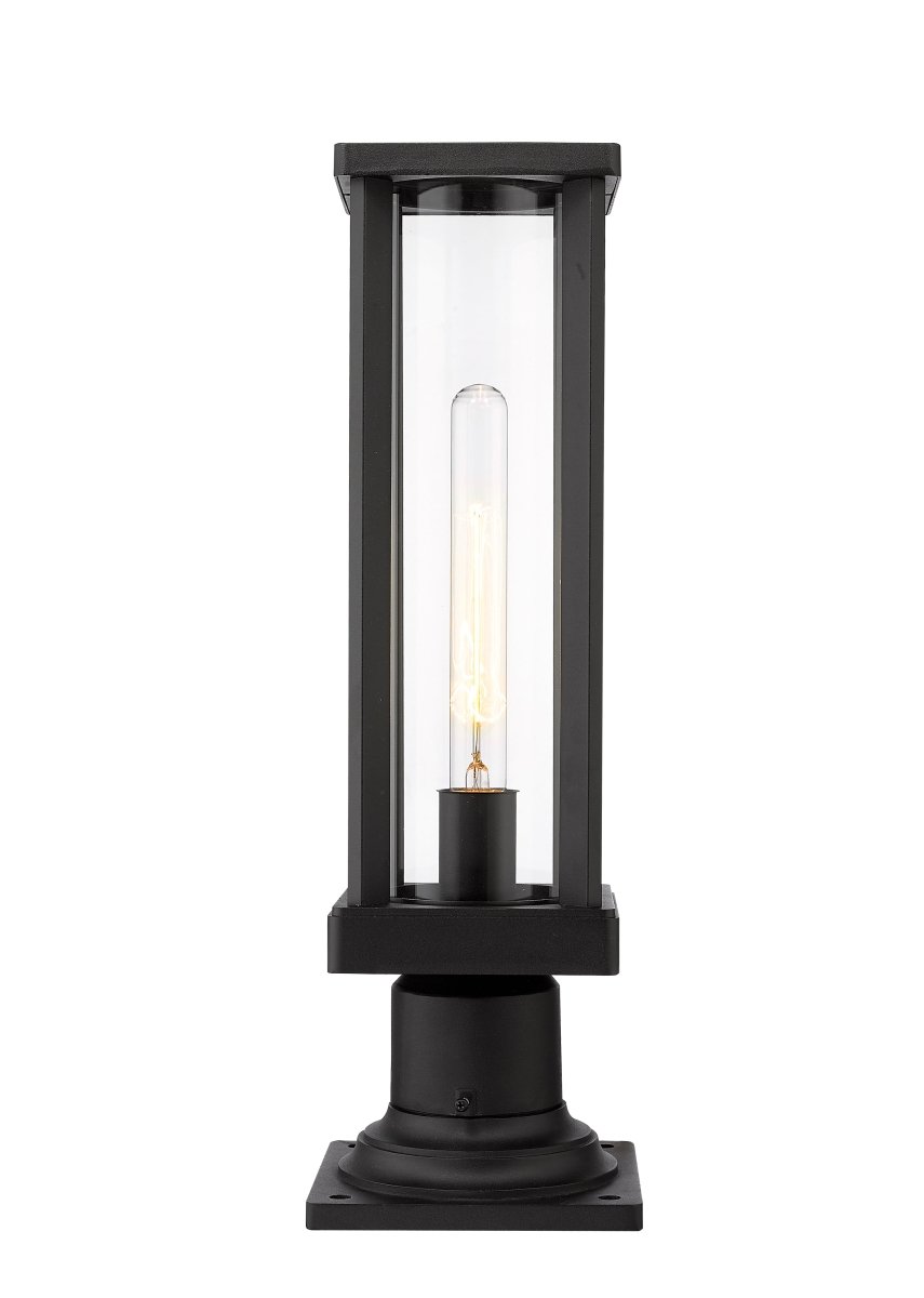 Lanterne extérieure sur socle Glenwood - Carré 17 1/2" by Z-Lite | Luminaires & cie