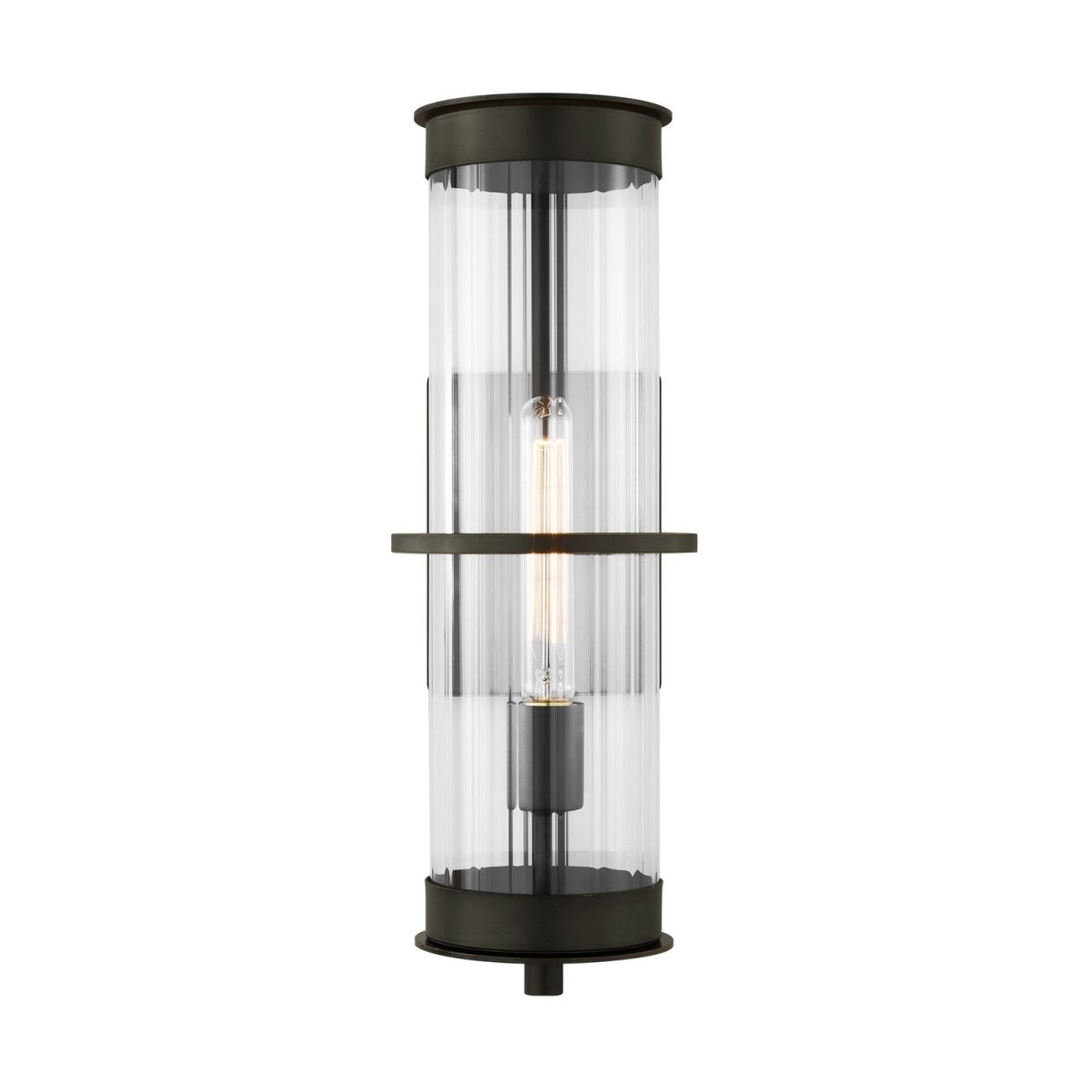 Lanterne murale extérieure Alcona - Bronze antique 18" by Visual Comfort Studio | Luminaires & cie