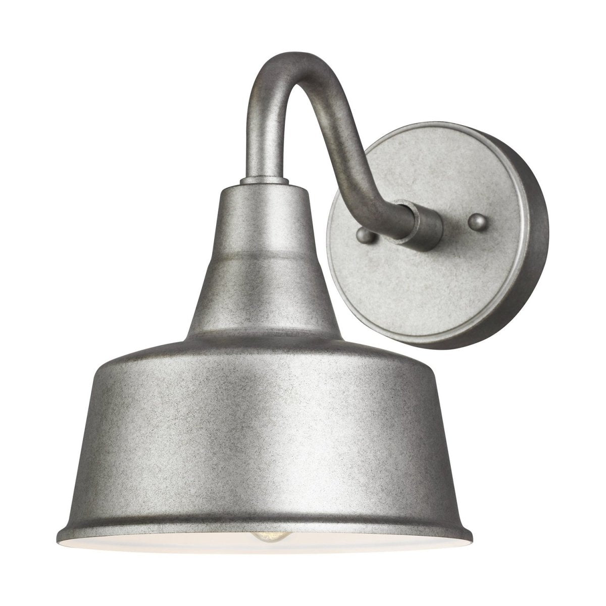Lanterne murale extérieure Barn Light - Étain vieilli 8" Aluminium by Visual Comfort Studio | Luminaires & cie