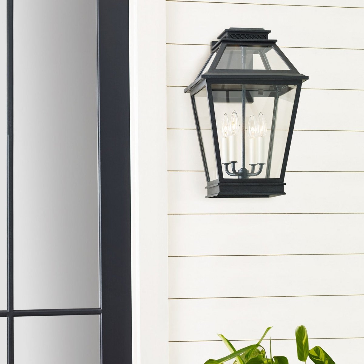 Lanterne murale extérieure Falmouth - 16" by Visual Comfort Studio | Luminaires & cie