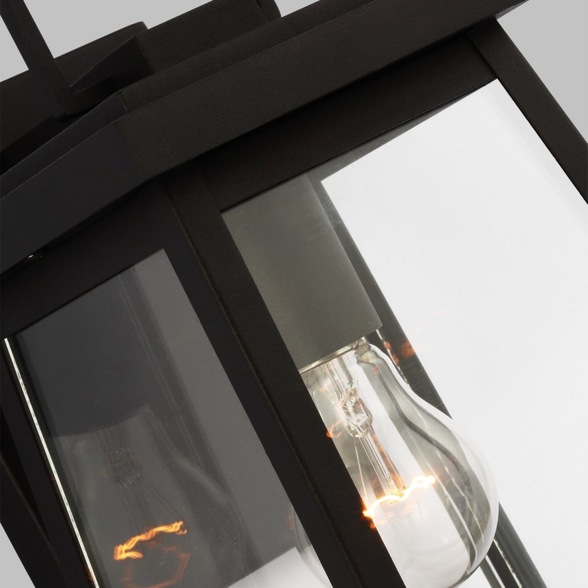 Lanterne murale extérieure Founders - Bronze antique 8 1/2" by Visual Comfort Studio | Luminaires & cie