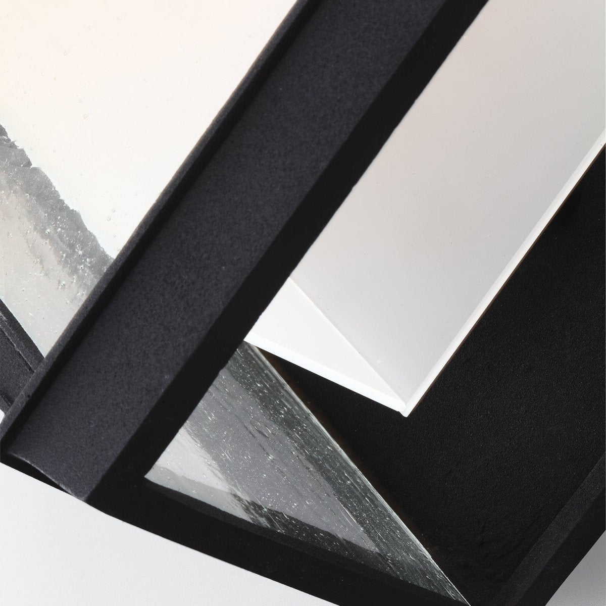 Lanterne murale extérieure McHenry - 17 1/4" by Visual Comfort Studio | Luminaires & cie