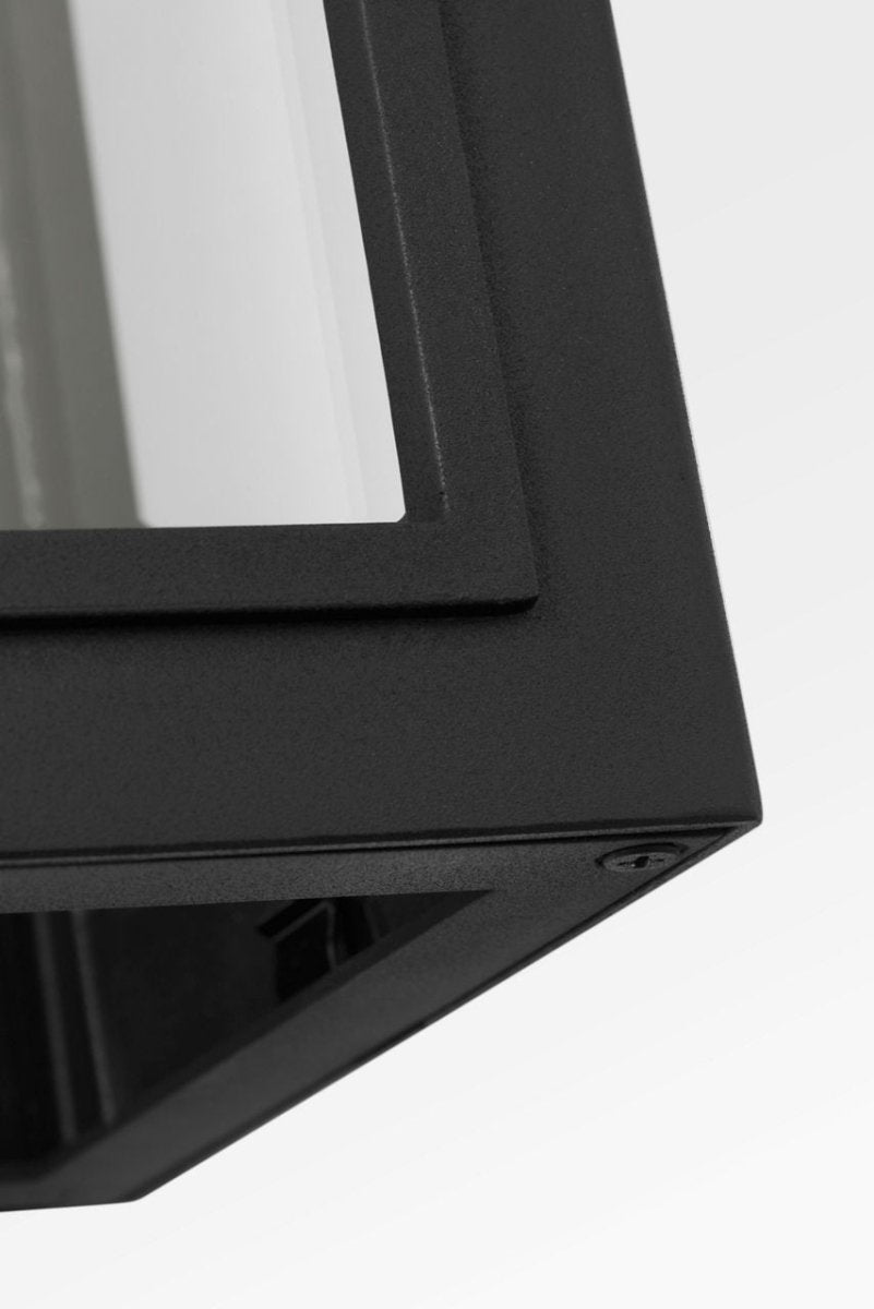 Lanterne murale extérieure Modesto - 12 1/2" by Visual Comfort Studio | Luminaires & cie