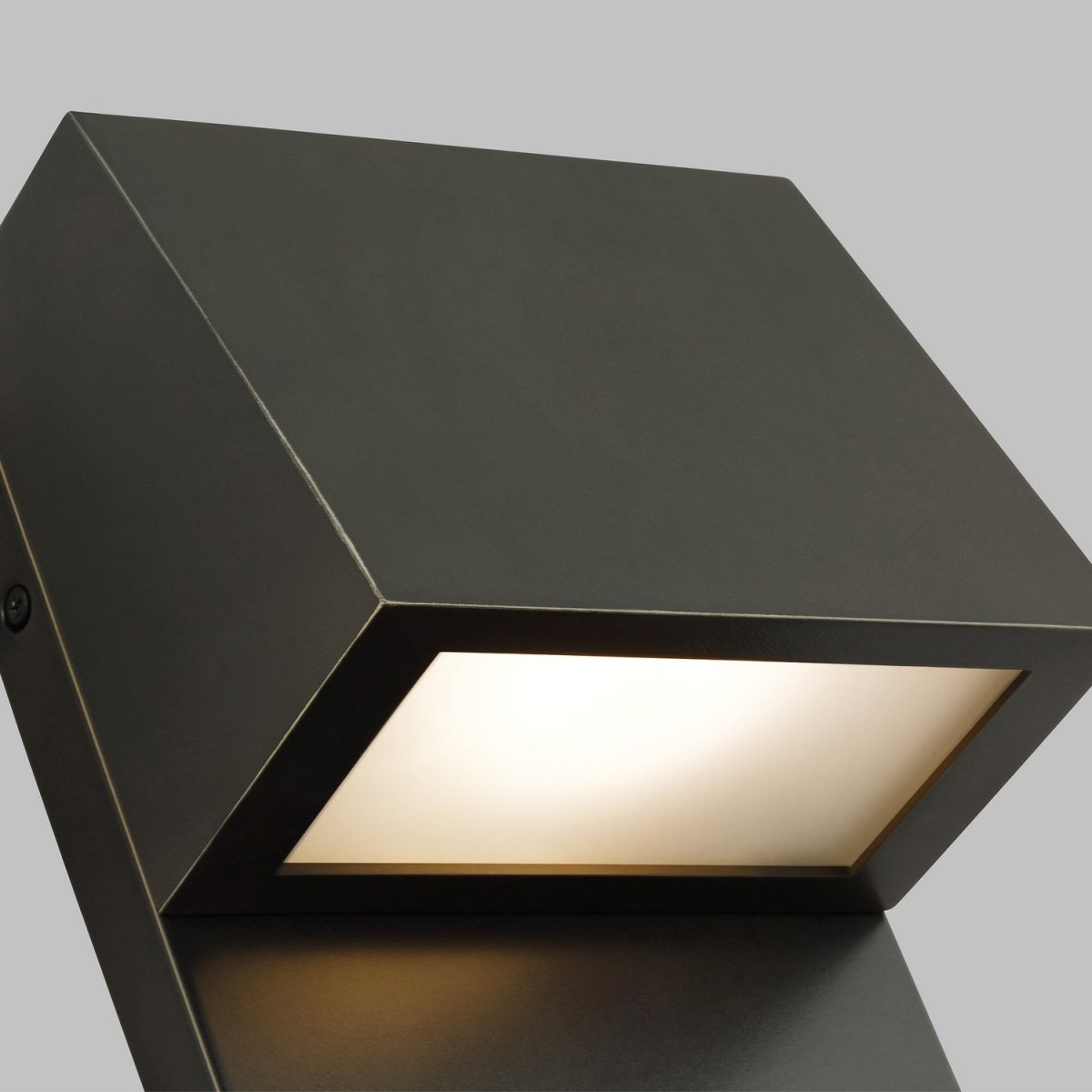 Lanterne murale extérieure Rocha - Bronze antique 10" by Visual Comfort Studio | Luminaires & cie