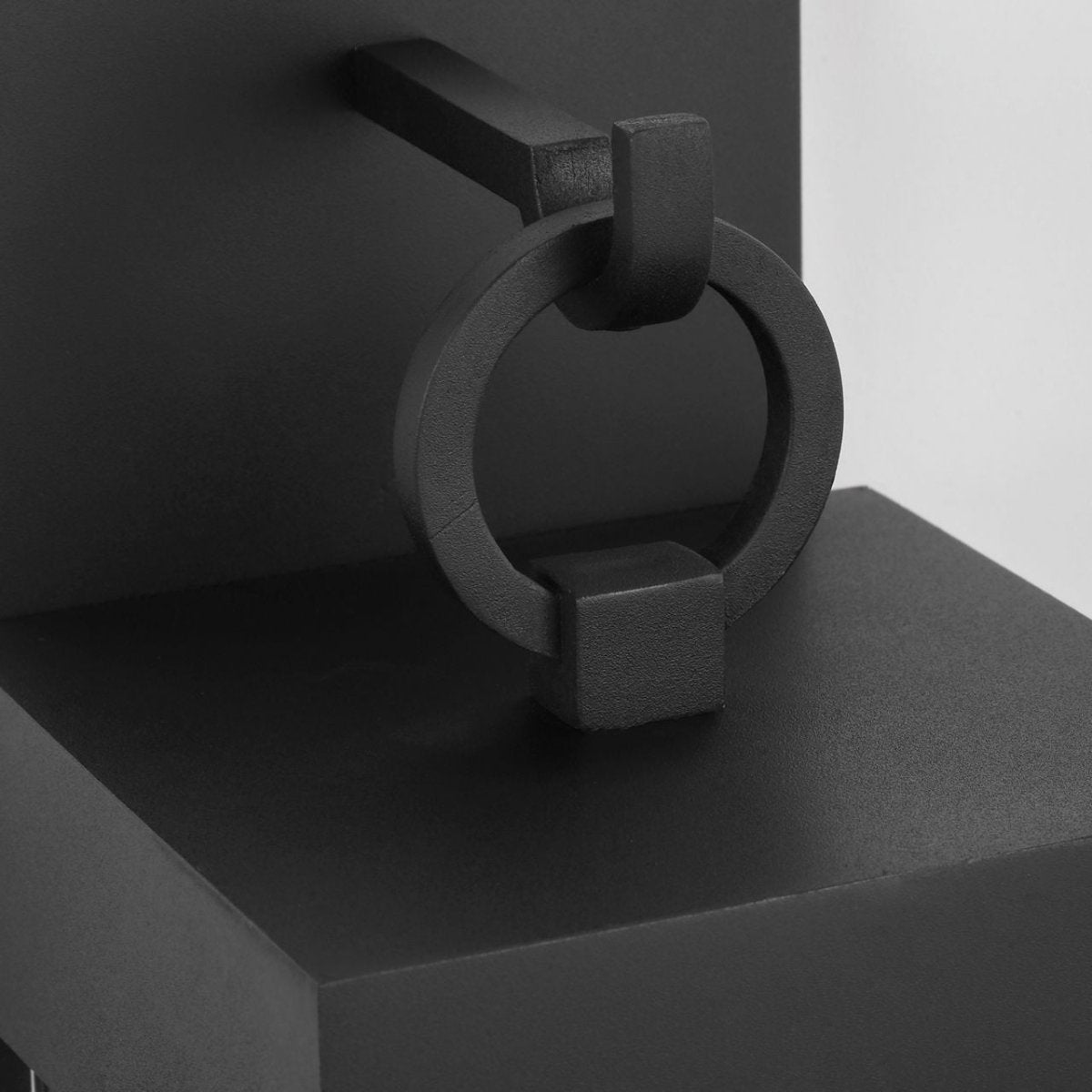 Lanterne murale extérieure Sesha - 30 3/8" by Visual Comfort Studio | Luminaires & cie