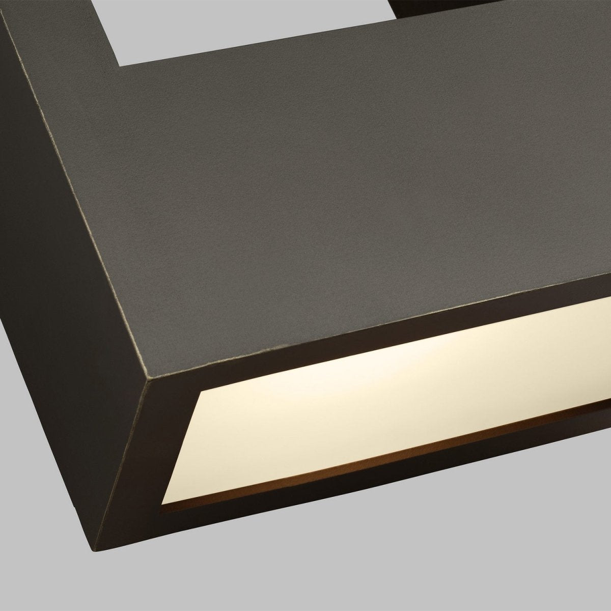 Lanterne murale extérieure Testa - Bronze antique 24" by Visual Comfort Studio | Luminaires & cie