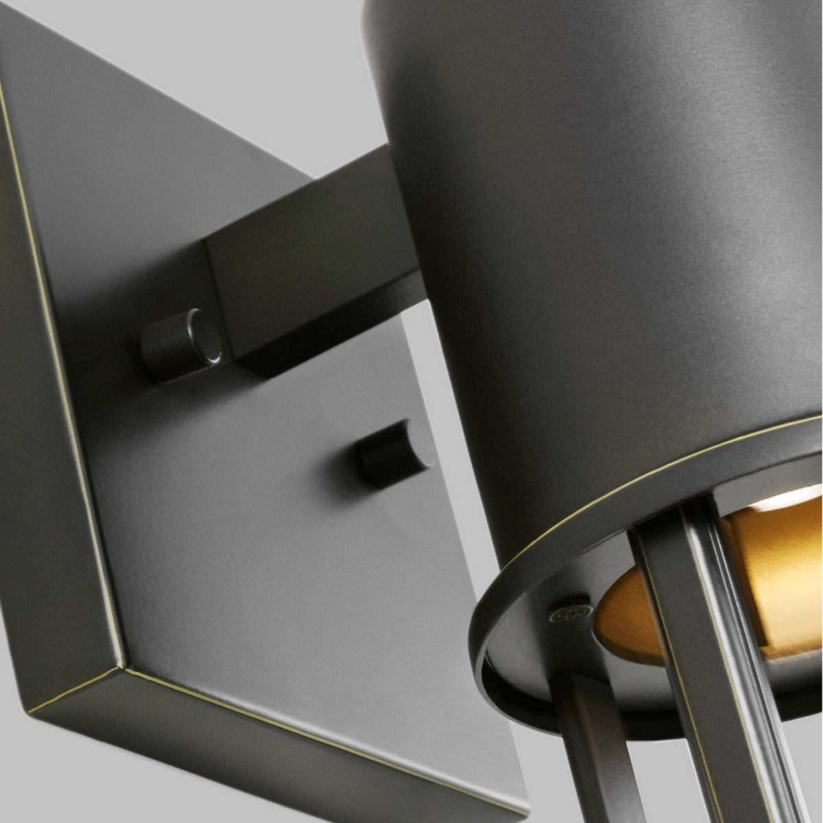 Lanterne murale extérieure Union - Bronze antique 18 3/4" by Visual Comfort Studio | Luminaires & cie