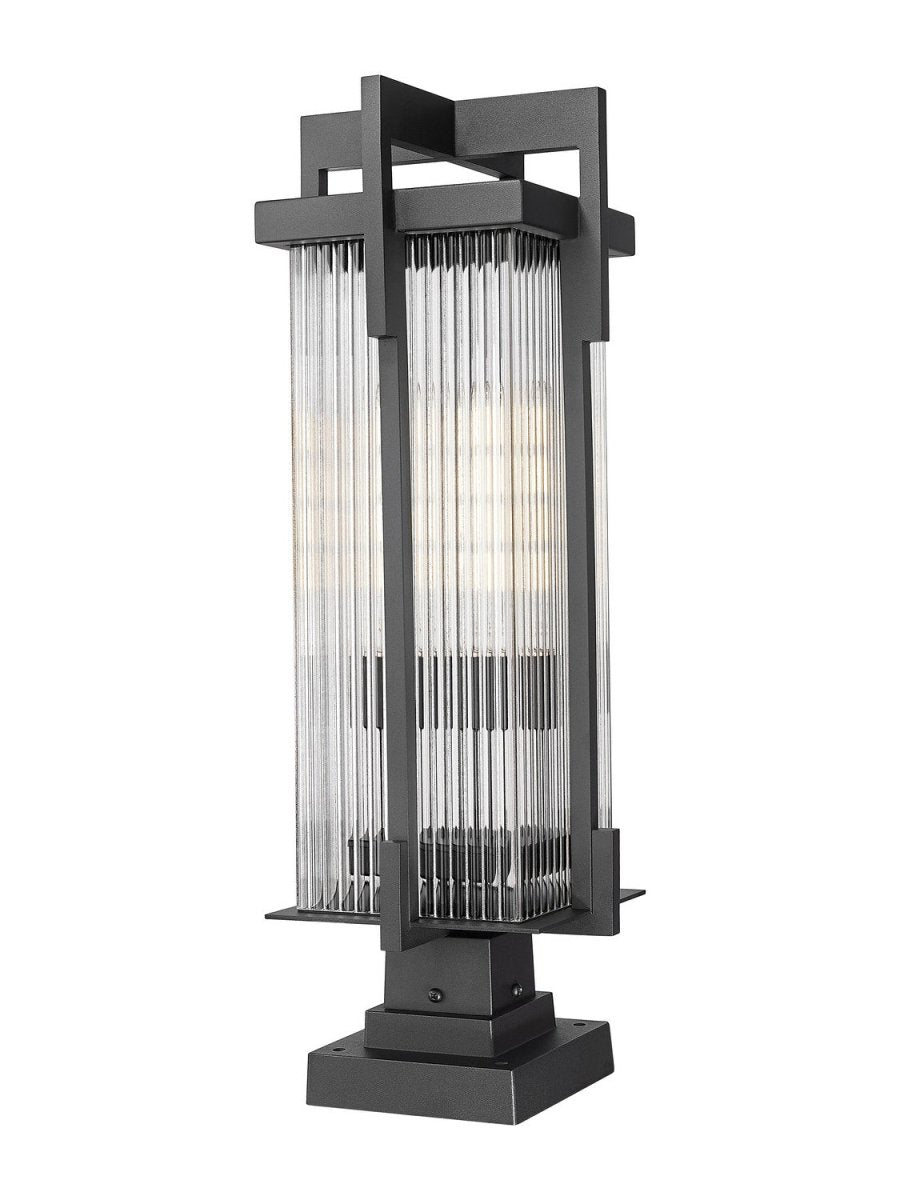 Lanterne sur poteau Fortis - 27 3/4" by Z-Lite | Luminaires & cie