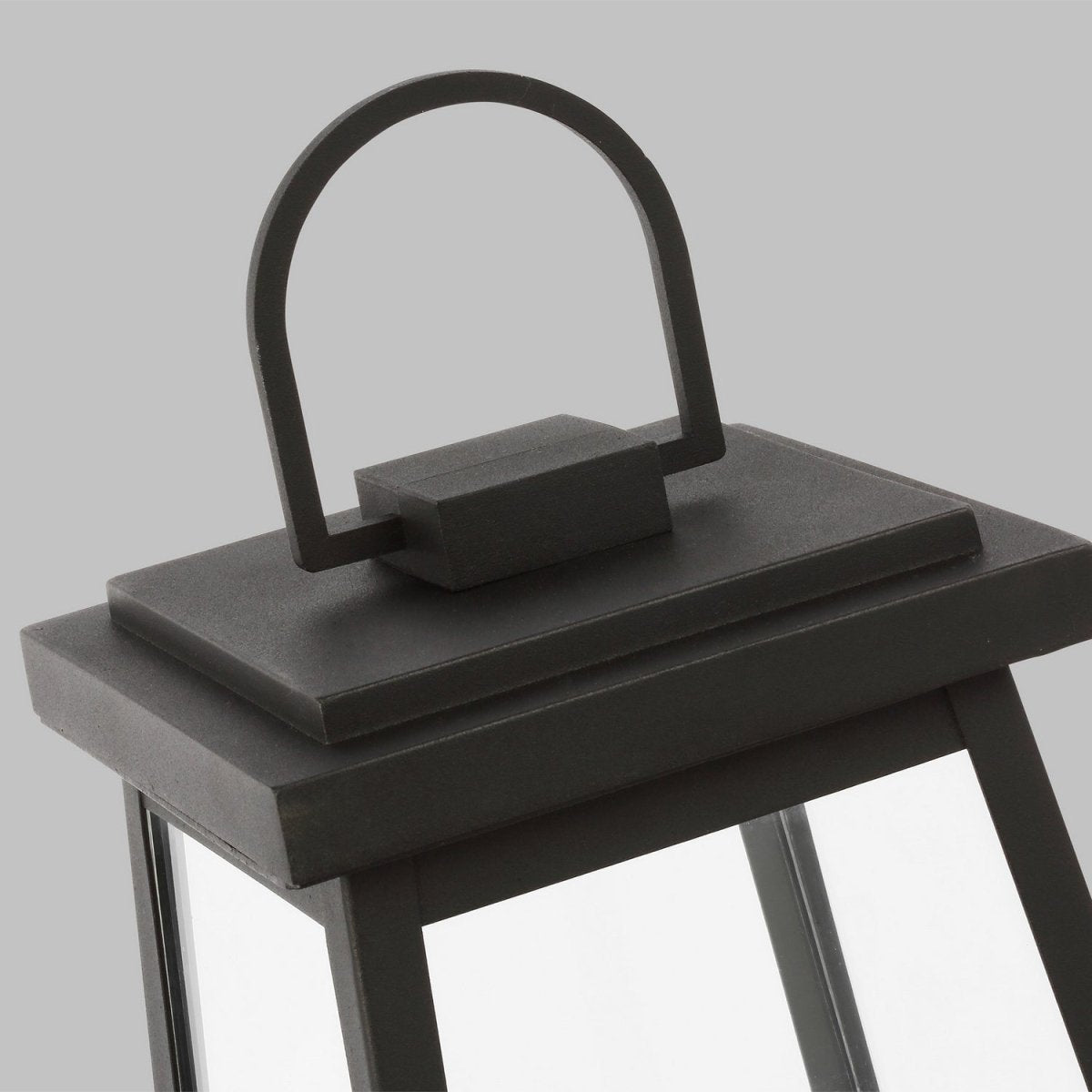Lanterne sur poteau Founders - Bronze antique by Visual Comfort Studio | Luminaires & cie
