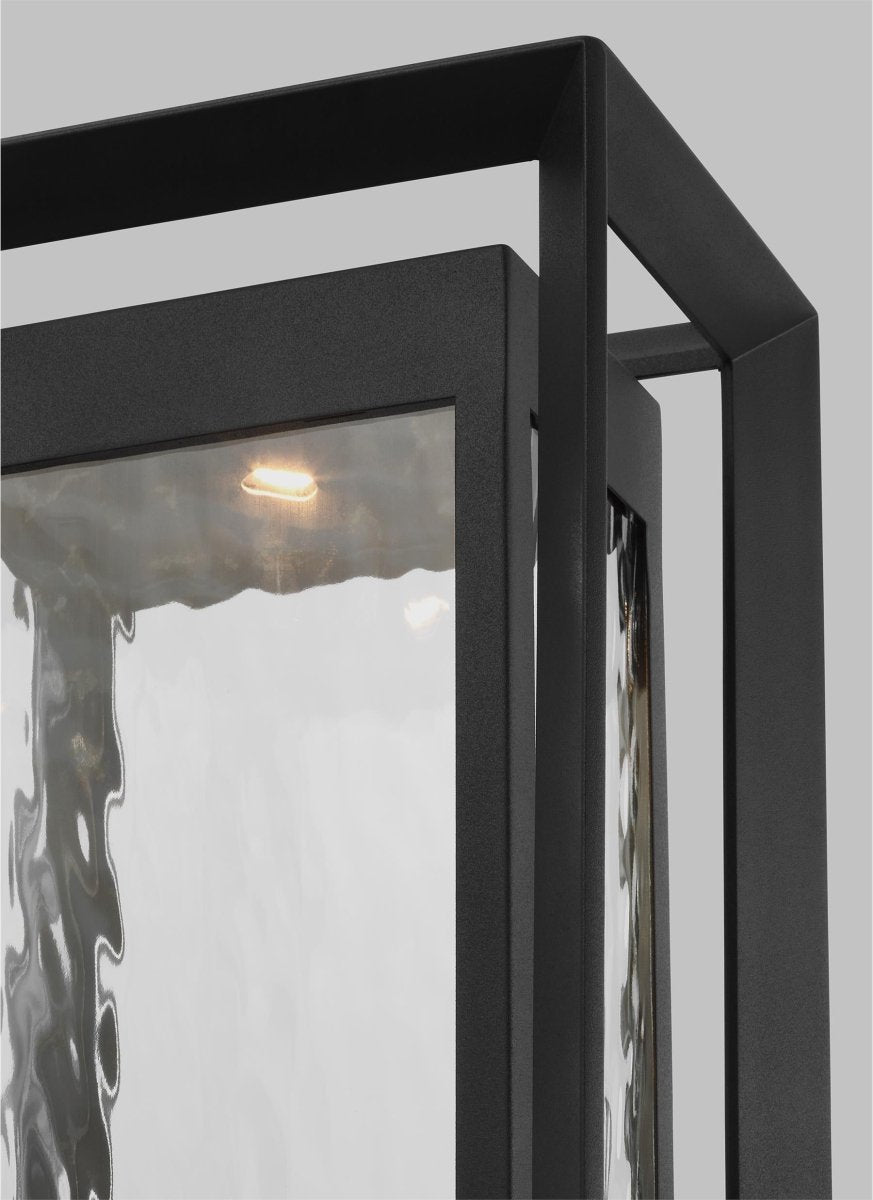 Lanterne sur poteau Urbandale - Noir texturé by Visual Comfort Studio | Luminaires & cie