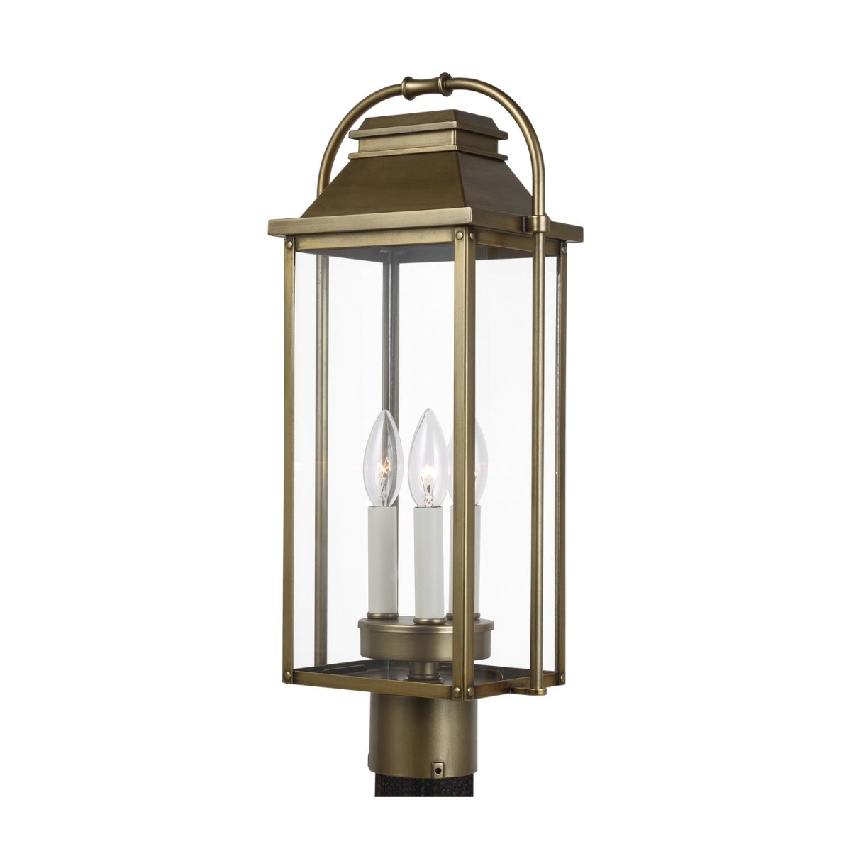 Lanterne sur poteau Wellsworth - Laiton peint vieilli by Visual Comfort Studio | Luminaires & cie