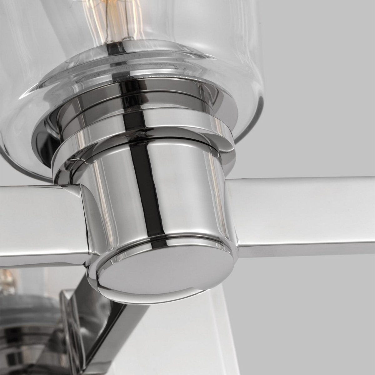 Luminaire de vanité Alessa - Nickel poli 30 5/8" by Visual Comfort Studio | Luminaires & cie
