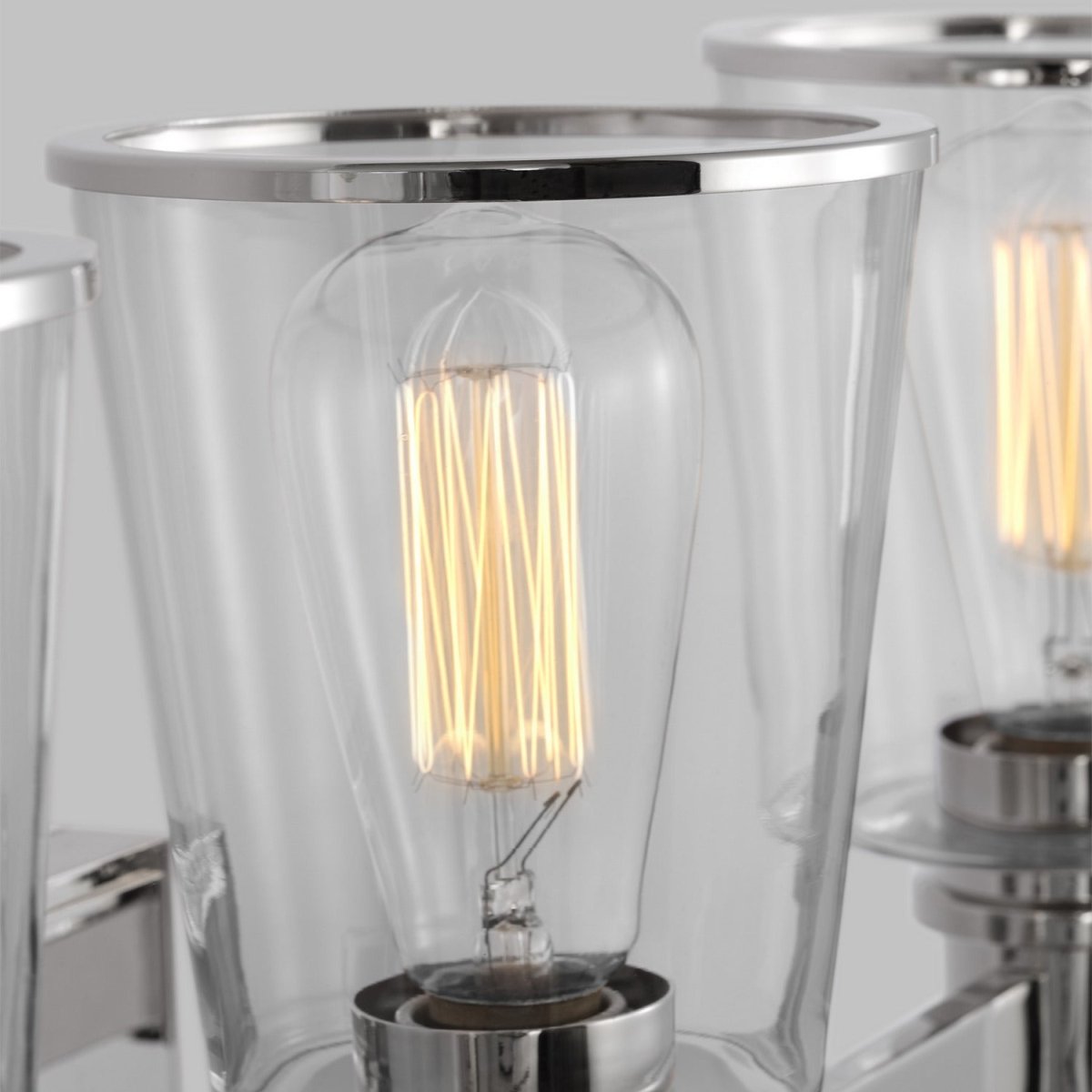 Luminaire de vanité Alessa - Nickel poli 30 5/8" by Visual Comfort Studio | Luminaires & cie