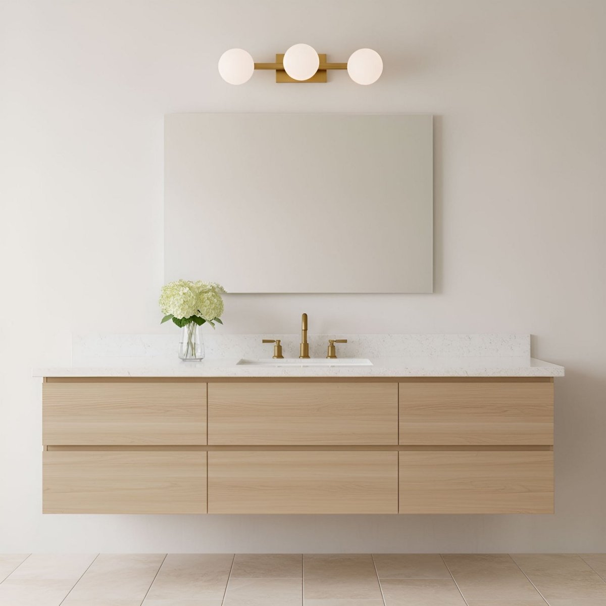 Luminaire de vanité Altair - Laiton bruni 32" by Visual Comfort Studio | Luminaires & cie