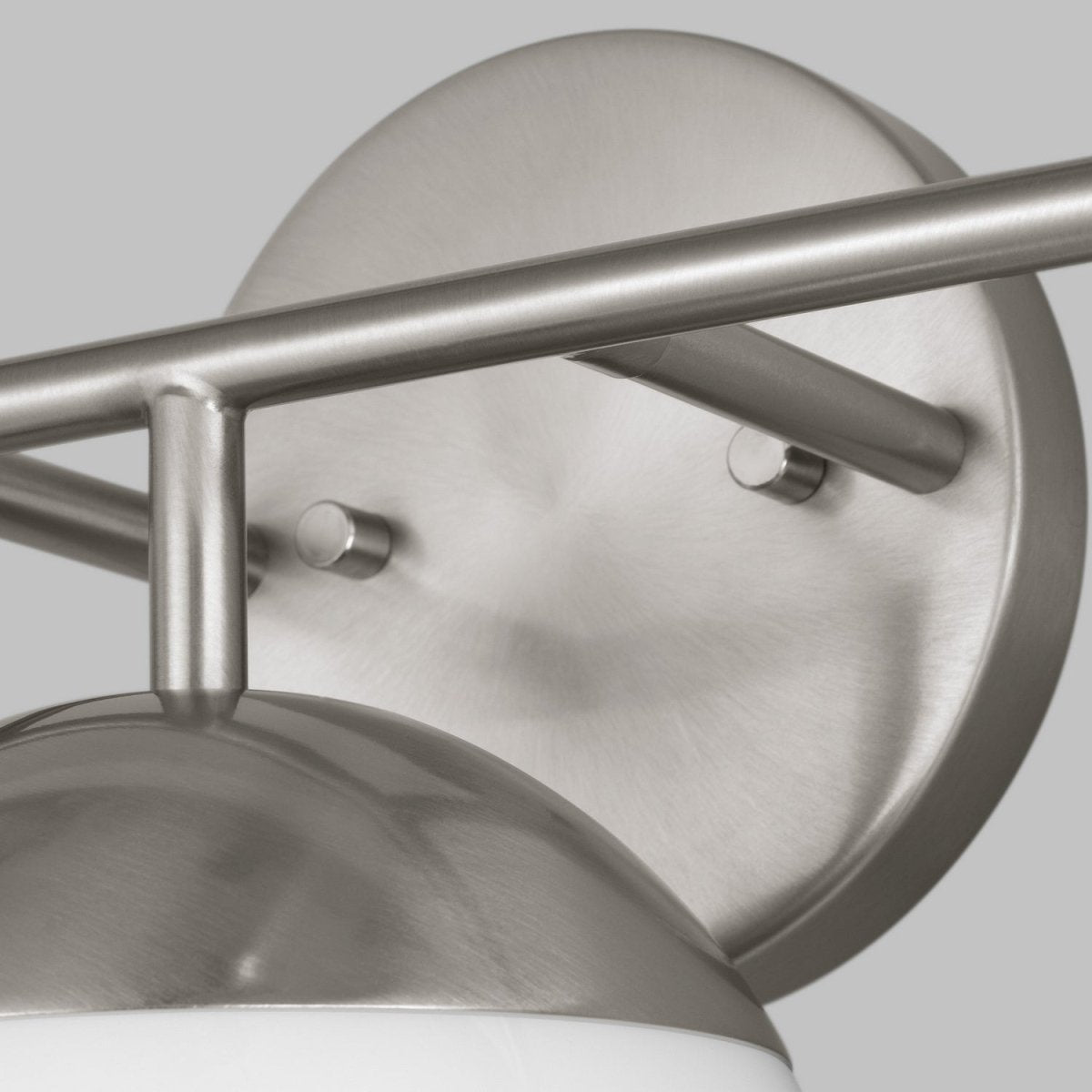 Luminaire de vanité Alvin - Nickel brossé 33 3/8" by Visual Comfort Studio | Luminaires & cie
