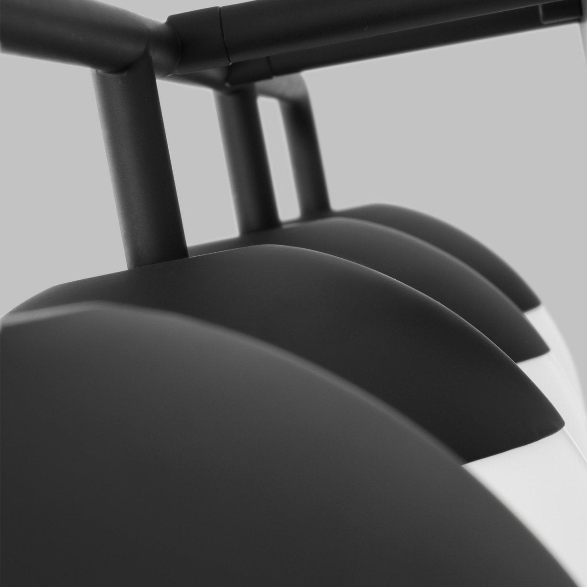 Luminaire de vanité Alvin - Nickel brossé 33 3/8" by Visual Comfort Studio | Luminaires & cie