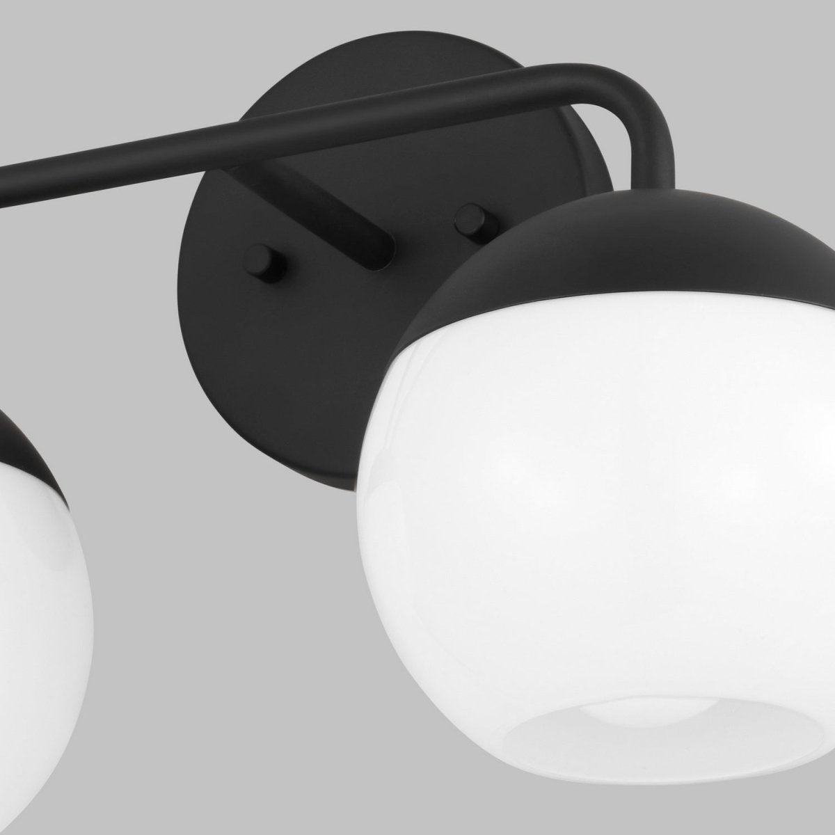Luminaire de vanité Alvin - Nickel brossé 33 3/8" by Visual Comfort Studio | Luminaires & cie