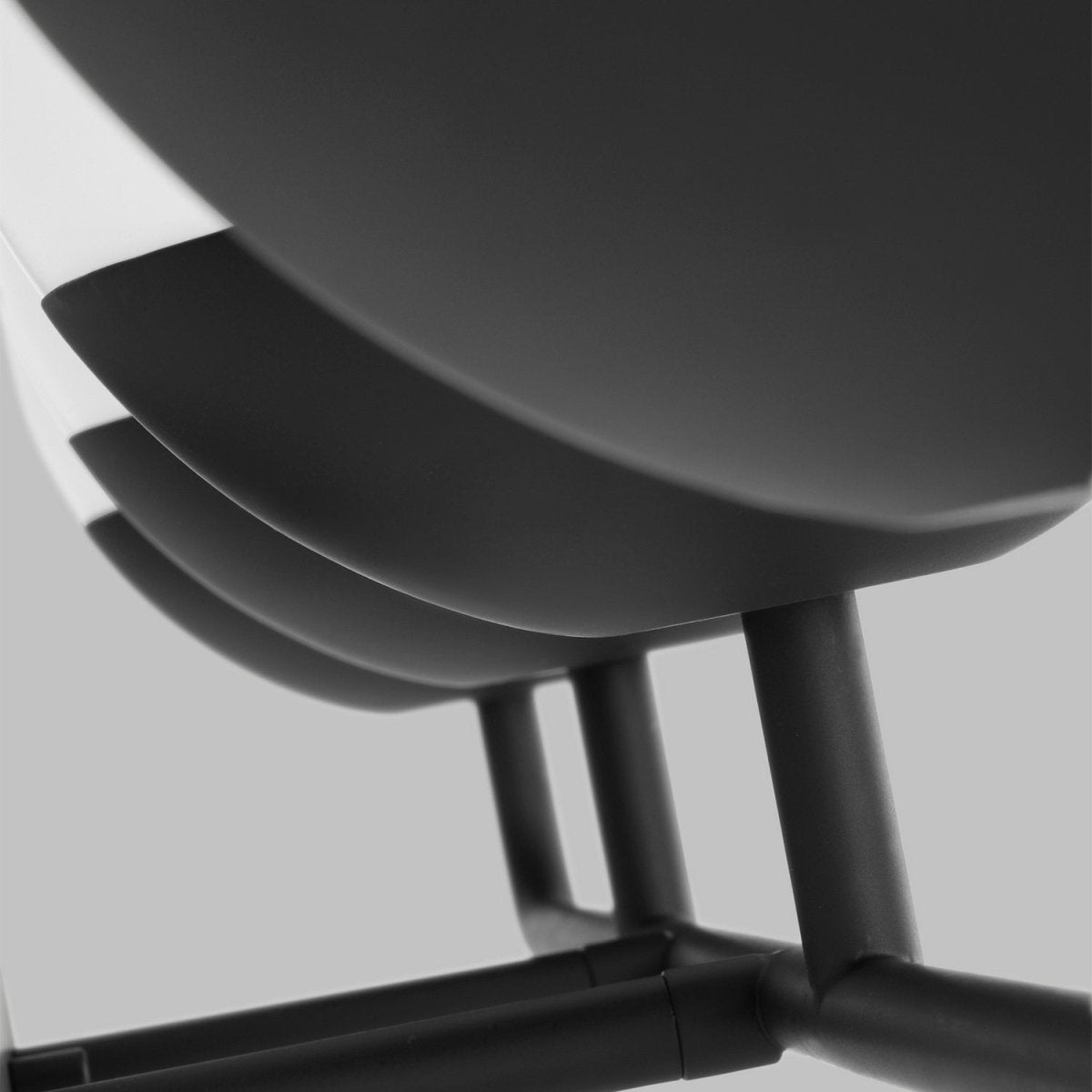 Luminaire de vanité Alvin - Nickel brossé 33 3/8" by Visual Comfort Studio | Luminaires & cie