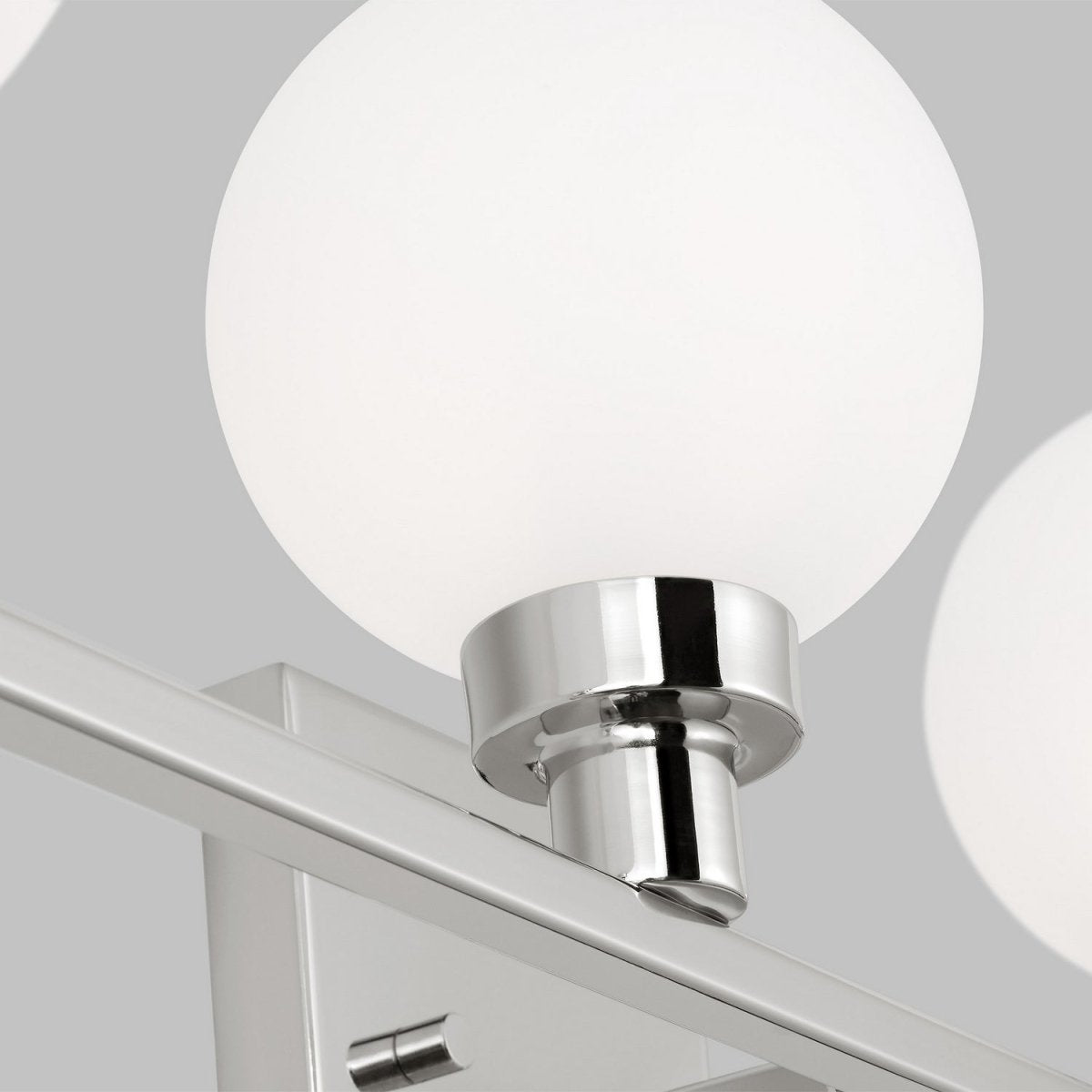Luminaire de vanité Clybourn - Laiton satiné 30 1/8" by Visual Comfort Studio | Luminaires & cie