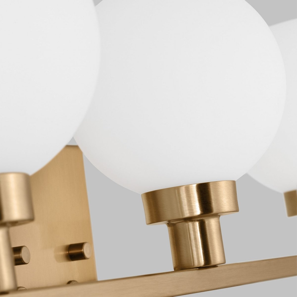 Luminaire de vanité Clybourn - Laiton satiné 30 1/8" by Visual Comfort Studio | Luminaires & cie