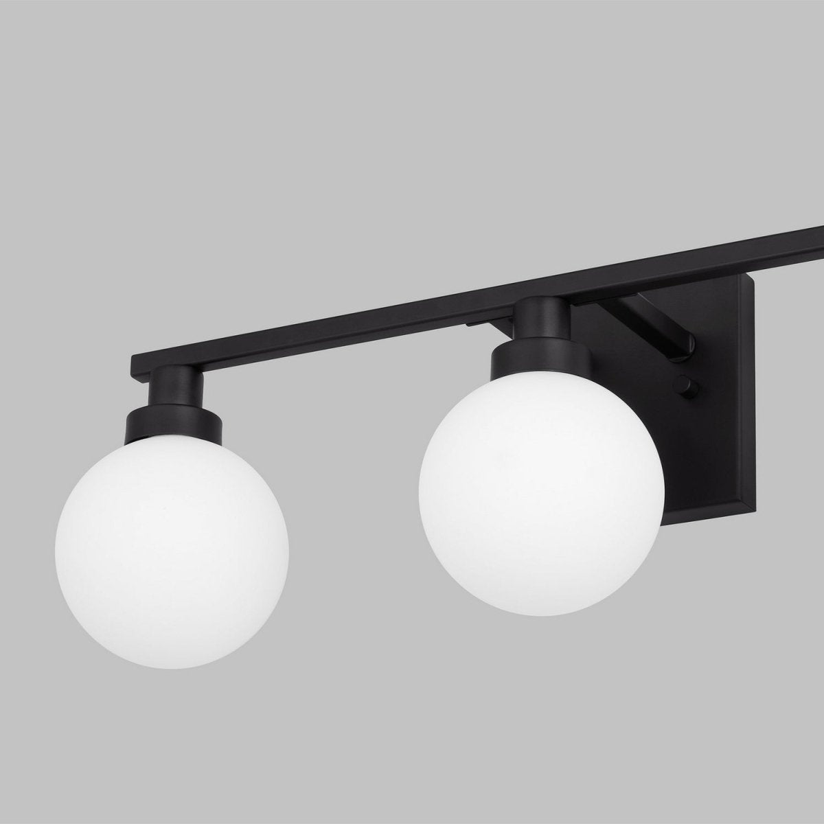 Luminaire de vanité Clybourn - Laiton satiné 30 1/8" by Visual Comfort Studio | Luminaires & cie