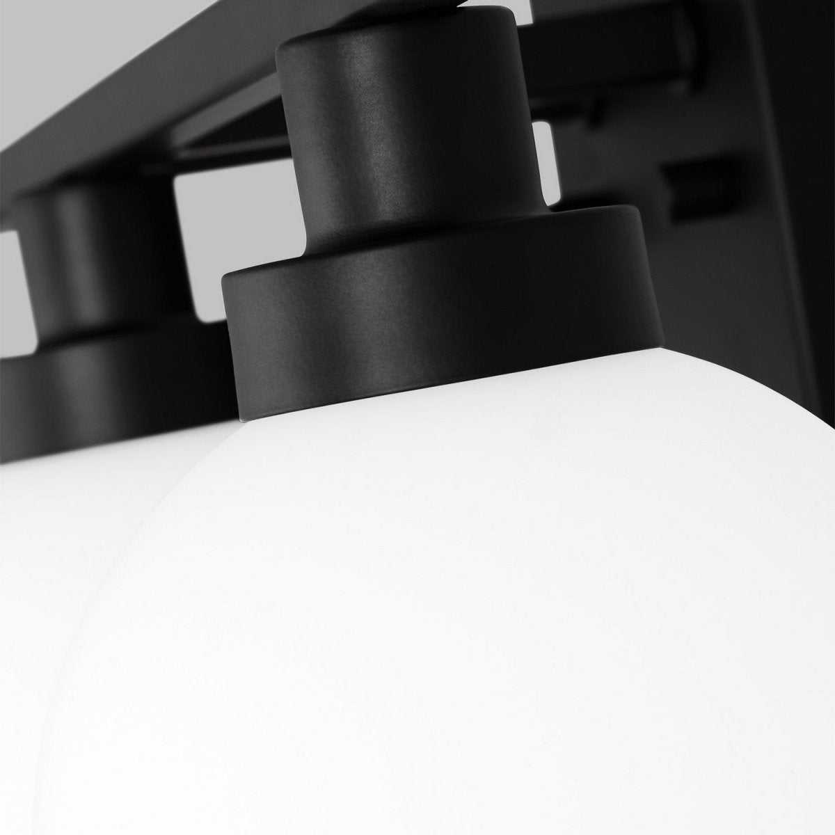 Luminaire de vanité Clybourn - Laiton satiné 30 1/8" by Visual Comfort Studio | Luminaires & cie