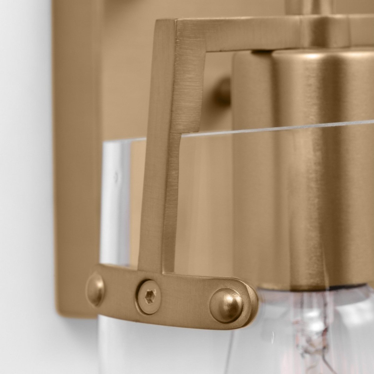 Luminaire de vanité Crofton - Laiton satiné Verre craquelé transparent 33 3/8" by Visual Comfort Studio | Luminaires & cie
