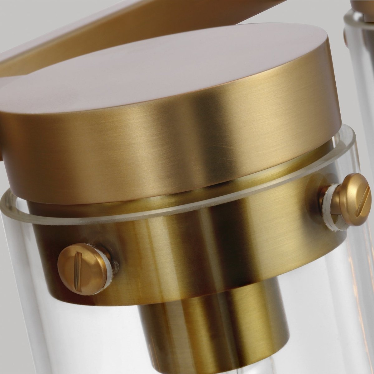 Luminaire de vanité Garrett - Fer vieilli 29 1/4" by Visual Comfort Studio | Luminaires & cie