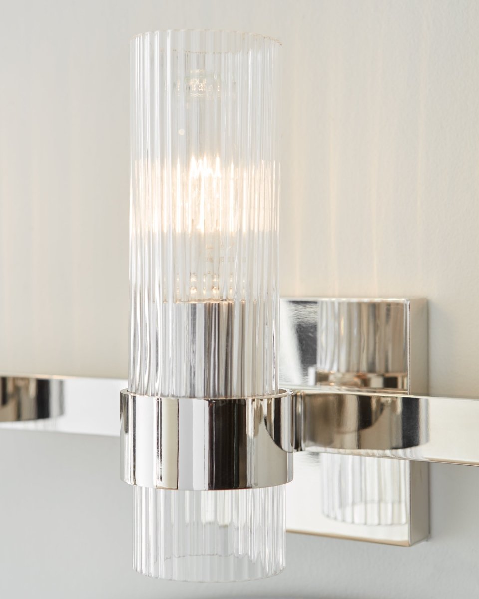 Luminaire de vanité Geneva - Nickel poli 22 1/2" by Visual Comfort Studio | Luminaires & cie