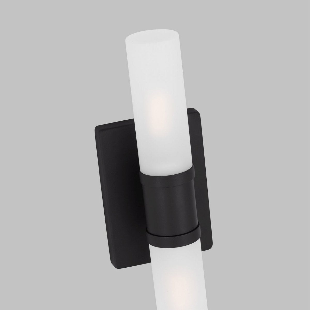 Luminaire de vanité Keaton - Nickel brossé Transparent strié 30" by Visual Comfort Studio | Luminaires & cie