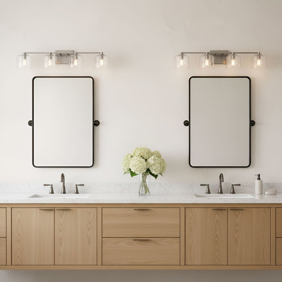 Luminaire de vanité Lochdale - Laiton satiné 33 5/8" by Visual Comfort Studio | Luminaires & cie