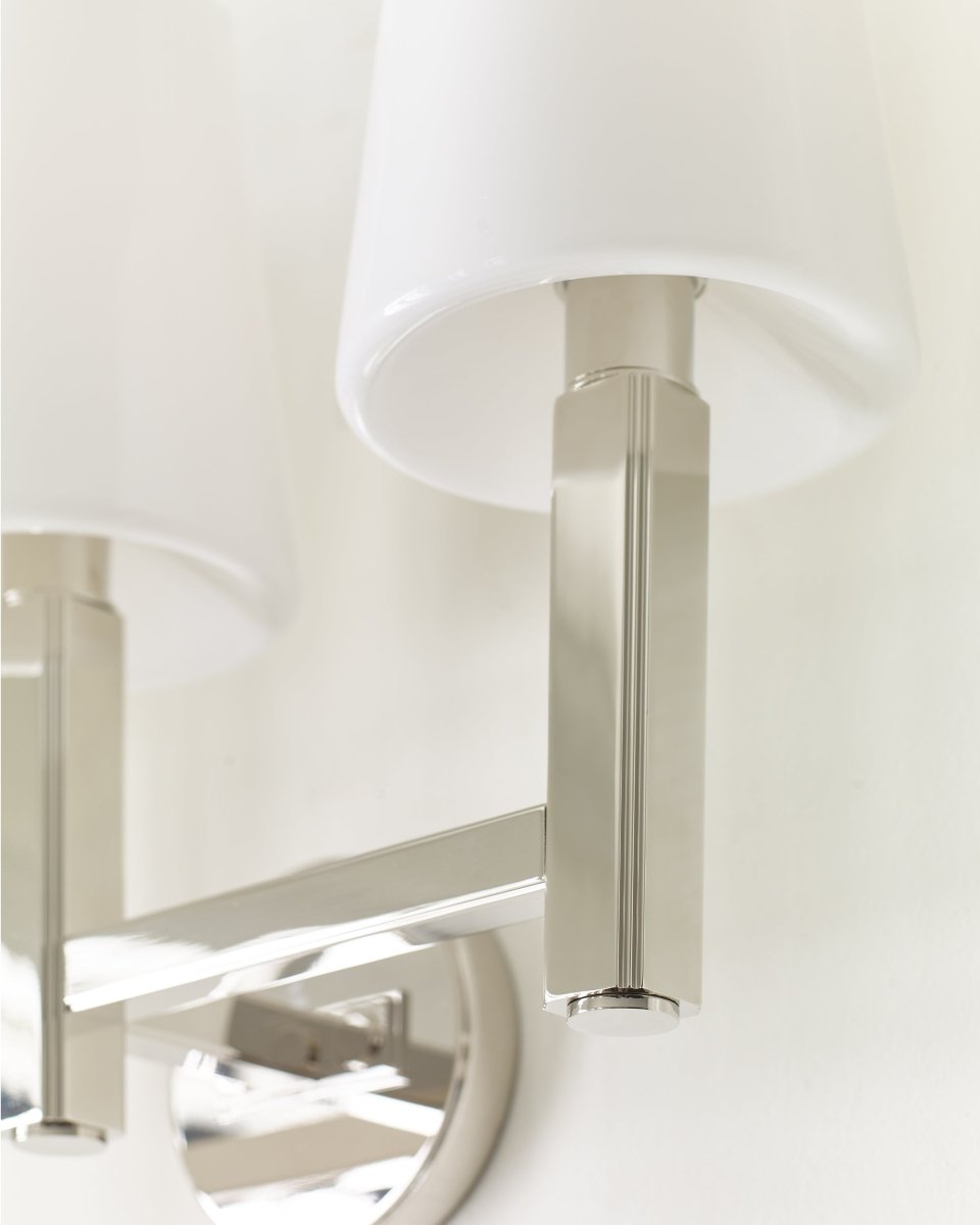 Luminaire de vanité Logan - Nickel poli 19 1/2" by Visual Comfort Studio | Luminaires & cie