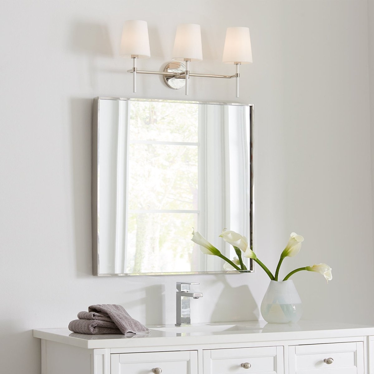 Luminaire de vanité Monroe - Nickel poli by Visual Comfort Studio | Luminaires & cie