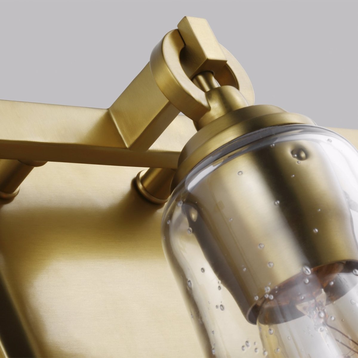 Luminaire de vanité Monterro - Nickel satiné 30 1/4" by Visual Comfort Studio | Luminaires & cie